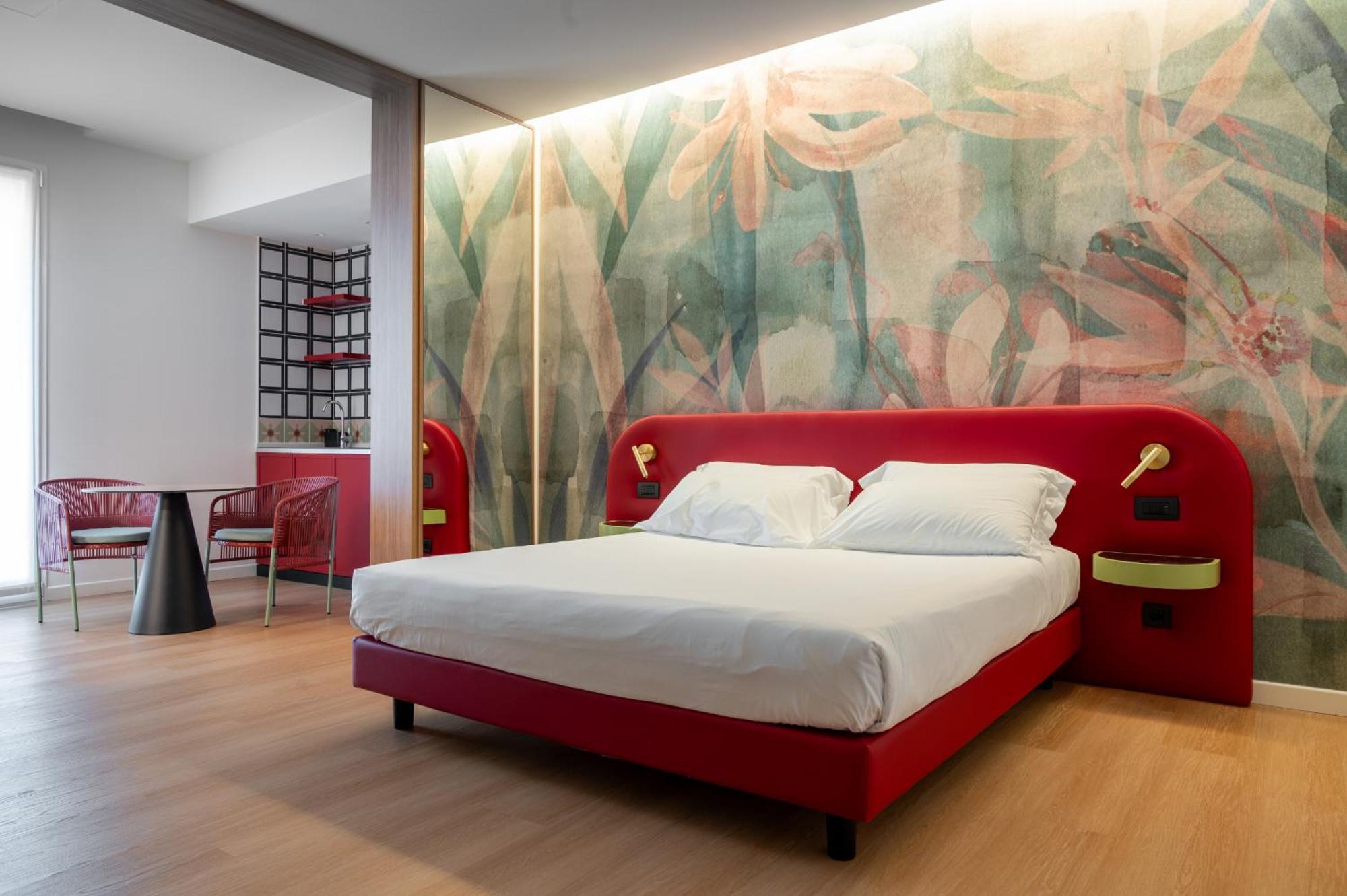 Hotel Ungheria Varese 1946 Ngoại thất bức ảnh